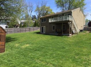 55 Bridal Ave, Warwick, RI 02886