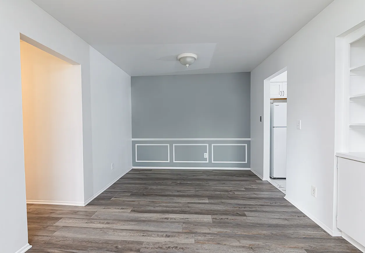 Senate Place Apartments — Photo 4
