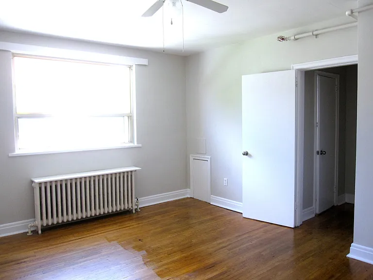 16 Church St E #9 — Photo 7