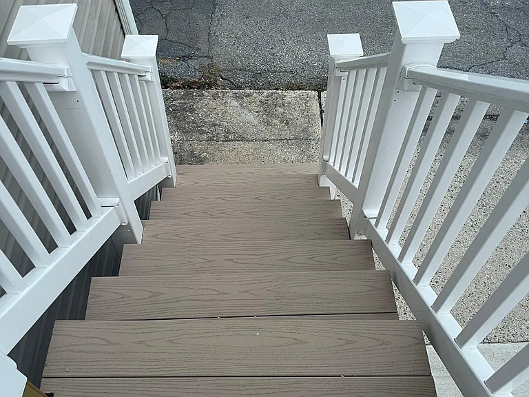 701 Court St #REAR — Photo 12