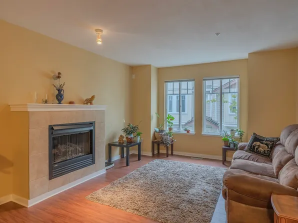12711 64th Ave #84, Surrey, BC V3W 1X1