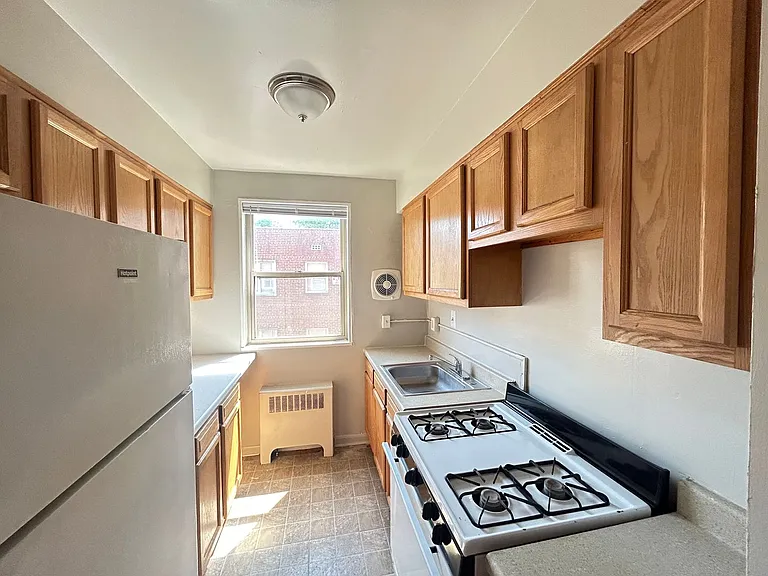 1301 U St SE #1305 — Photo 7