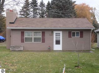 2945 Henderson Lake Rd, Prescott, MI 48756