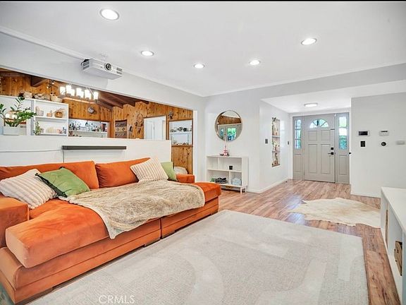 4th image of 6556 Greenbush Ave
