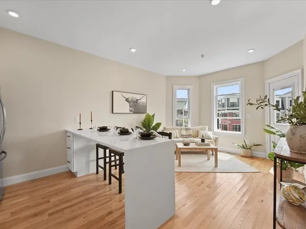 35 Somerset Ave #3, Winthrop, MA 02152
