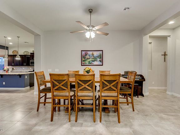 5th image of 2708 E Hazeltine Way