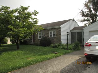 31 Cherry Hill Rd, Ronks, PA 17572