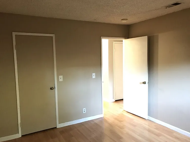 2152 Bella Casa St — Photo 8