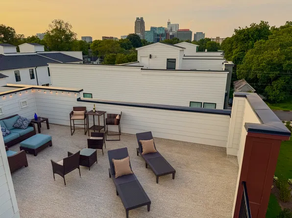 1223 Shaw View Aly #201, Raleigh, NC 27601