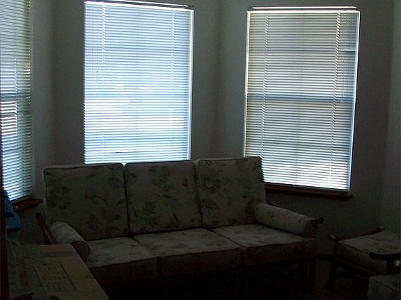 2nd image of 809 E Palm Dr