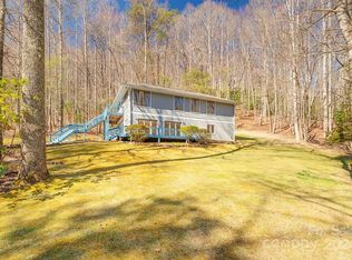 975 Wash Freeman Rd, Hendersonville, NC 28792