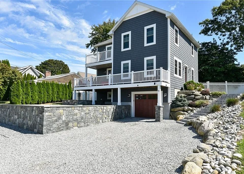 46 Bayberry Rd