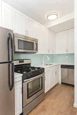 Rented by Bold New York | media 15