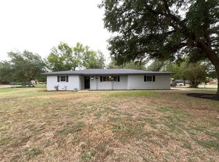 232 Arcadia St, Hurst, TX 76053