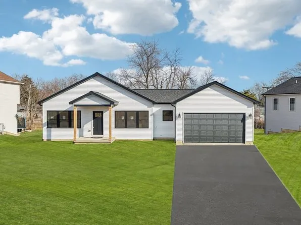 907 Harley Ct, Aurora, IL 60505