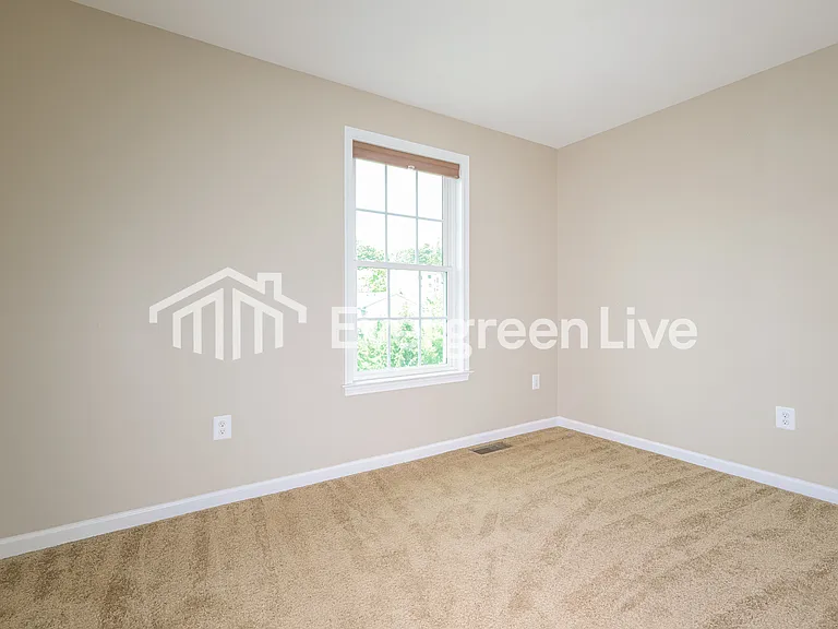 3126 Raintree Dr — Photo 12