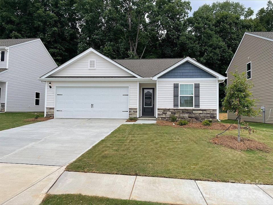 1st image of 3552 Clover Valley Dr