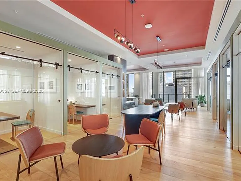 11 NE 6th St #CU-1710 — Photo 21