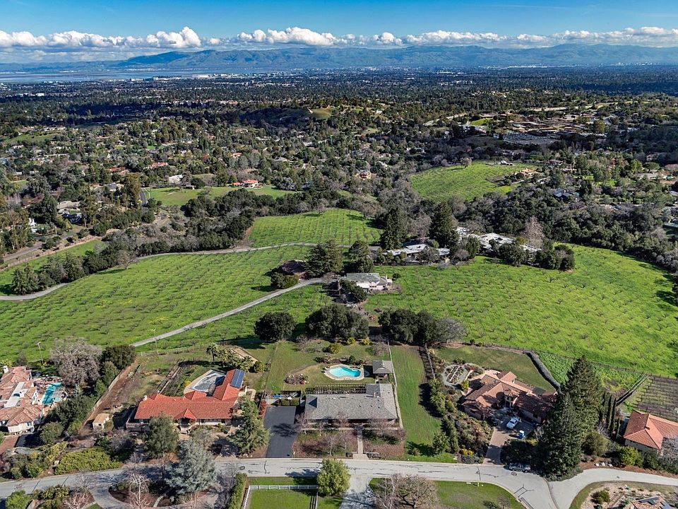1st image of 26898 Dezahara Way