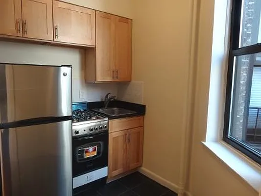 Rented by City & Suburban | media 18