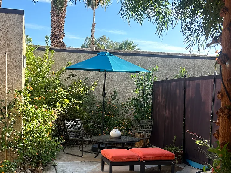 Catalina Way — Photo 14