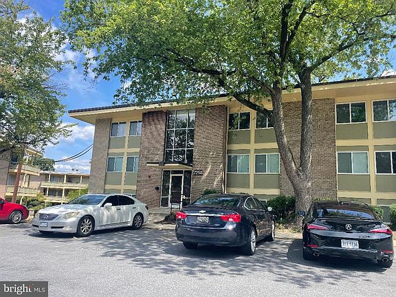2nd image of 7258 Donnell Pl APT C-1