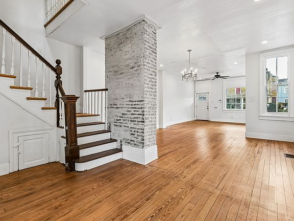 2nd image of 3705 Danneel St