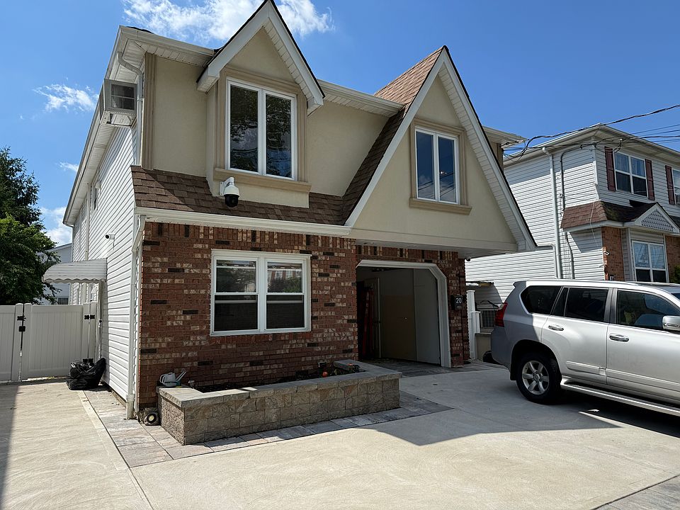 1st image of 20 Cameron Ave #1