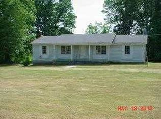 5329 Indian Oak Rd, Crewe, VA 23930