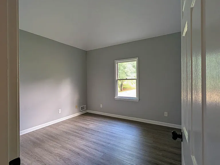 2060 Daves Creek Trl — Photo 10