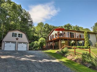 6303 Dugway Rd, Canandaigua, NY 14424