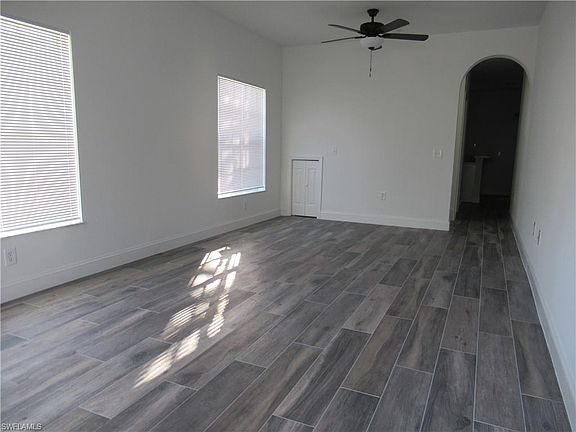 5th image of 3280 Lindsey Ln #53