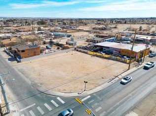 10105 Socorro Rd, Socorro, TX 79927