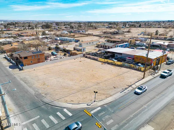 10105 Socorro Rd, Socorro, TX 79927