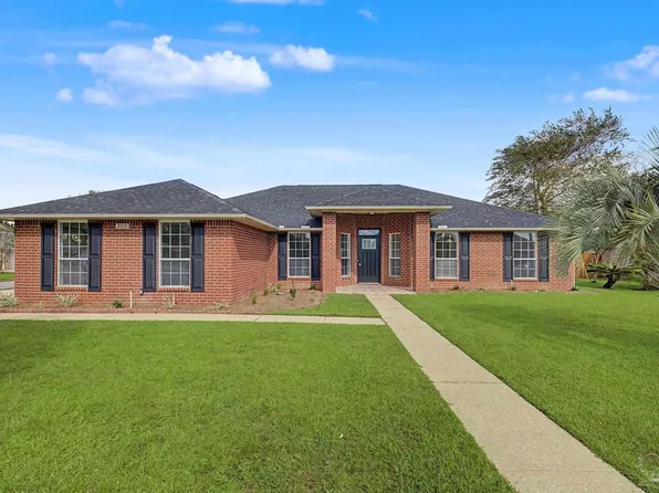 2216 Blue Lake Dr, Pensacola, FL 32506