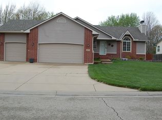 2313 N Callahan St, Wichita, KS 67205