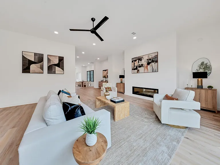 1135 Lake Pointe Pkwy — Photo 16