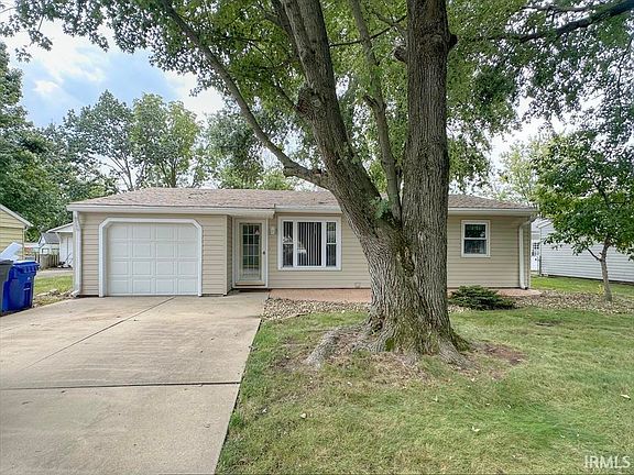 2nd image of 1609 Oakhill Rd