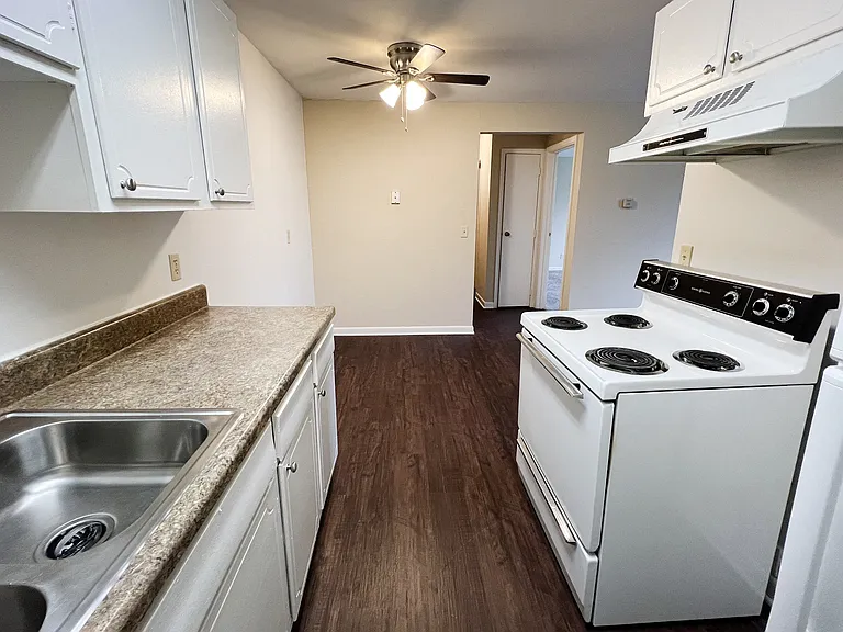 Barkley Ridge Apartments — Photo 76