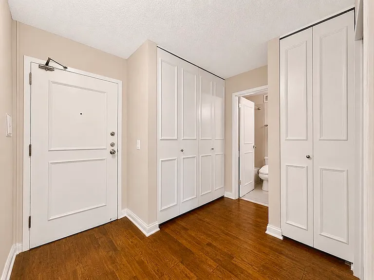200 N Dearborn St #1205 — Photo 10