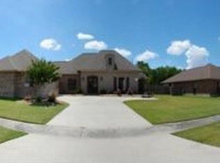 3028 Silver Sand Dr, Baton Rouge, LA 70816
