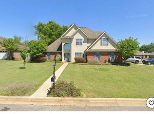 102 Glasglow Pl, Prattville, AL 36066