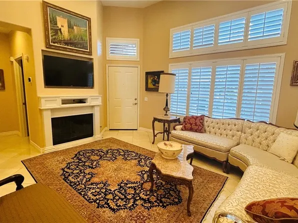 1405 Reggio Aisle, Irvine, CA 92606
