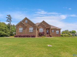 308 Drury Ln, Albertville, AL 35950