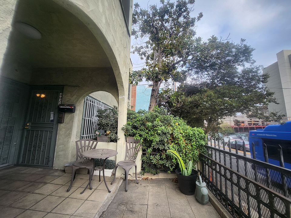 1st image of 4027 W 6th St