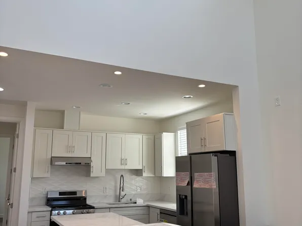 5263 Pirotte Dr, San Diego, CA 92105