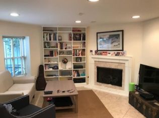 3032 O St NW, Washington, DC 20007