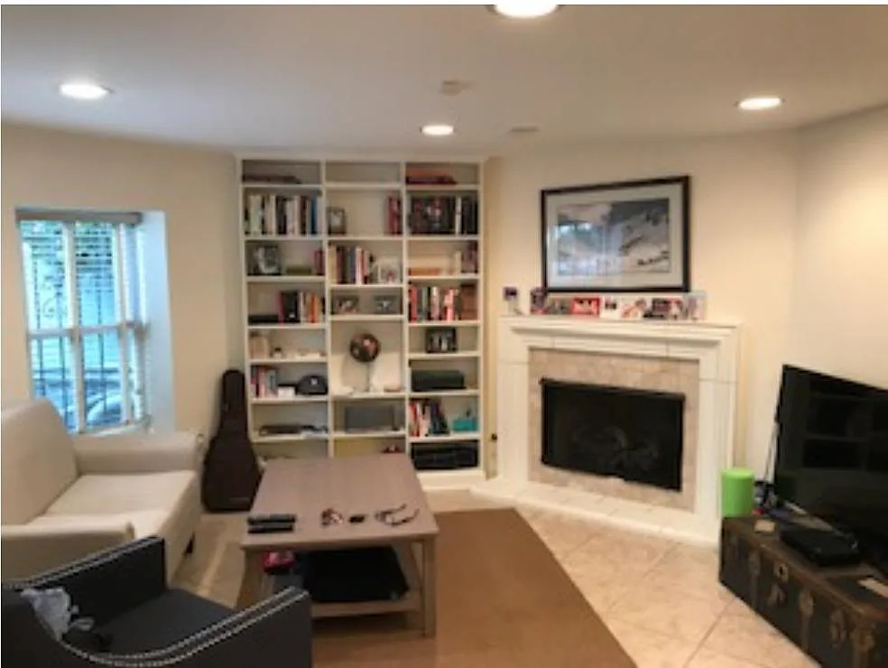 3032 O St NW photo 1