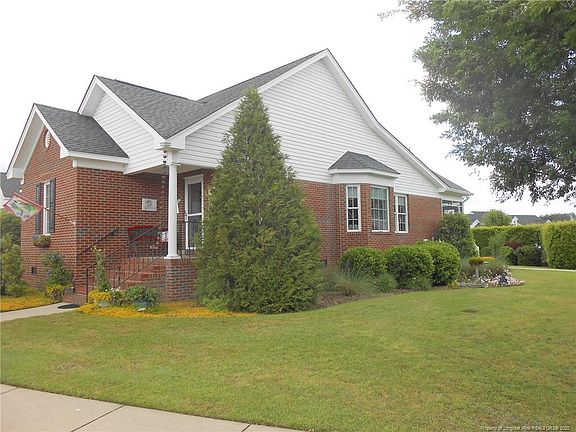 3rd image of 717 Amberleaf Dr