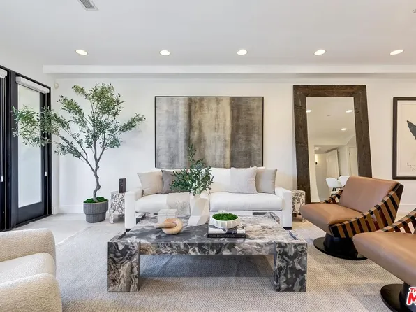 11715 Chenault St Unit 102, Los Angeles, CA 90049